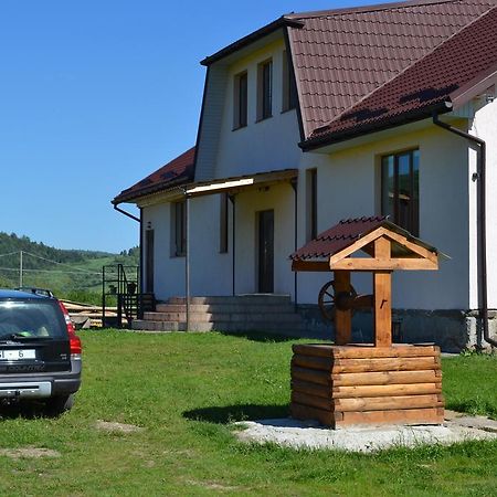 Hotel U Dvori Podgorodtsy Exterior foto