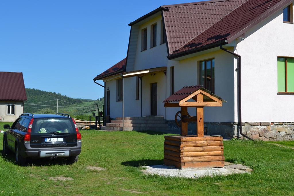 Hotel U Dvori Podgorodtsy Exterior foto